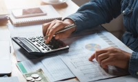 中国金茂一年内到期债务占比仅15% 三道红线保持全绿